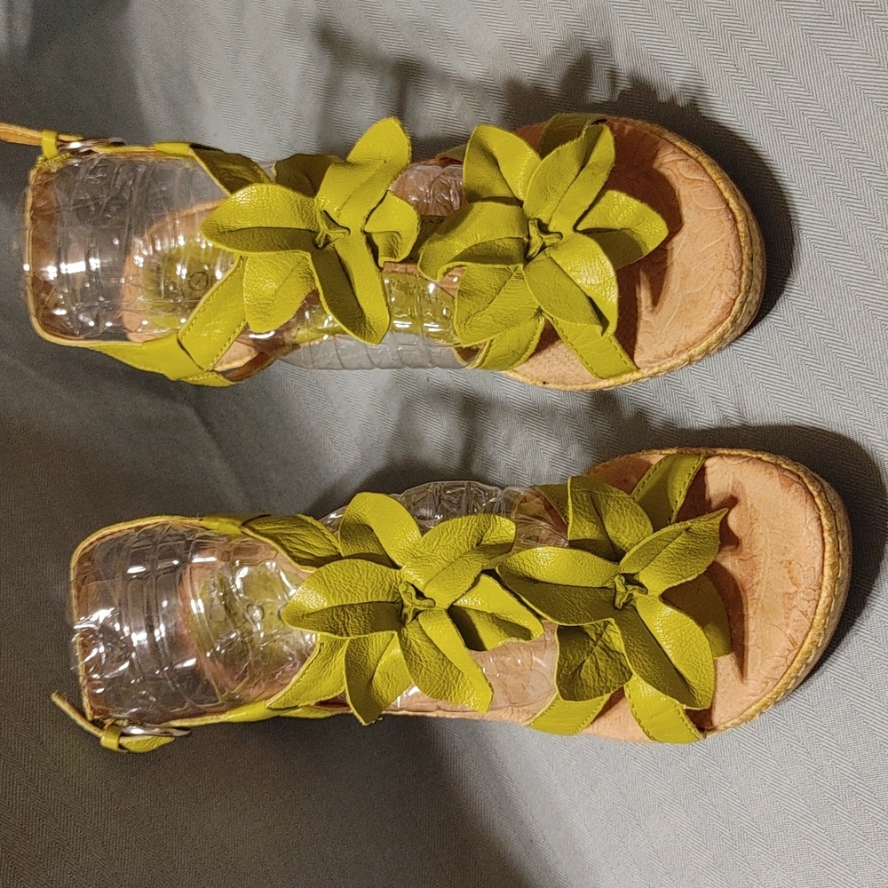 🍏B.O.C Sandals
